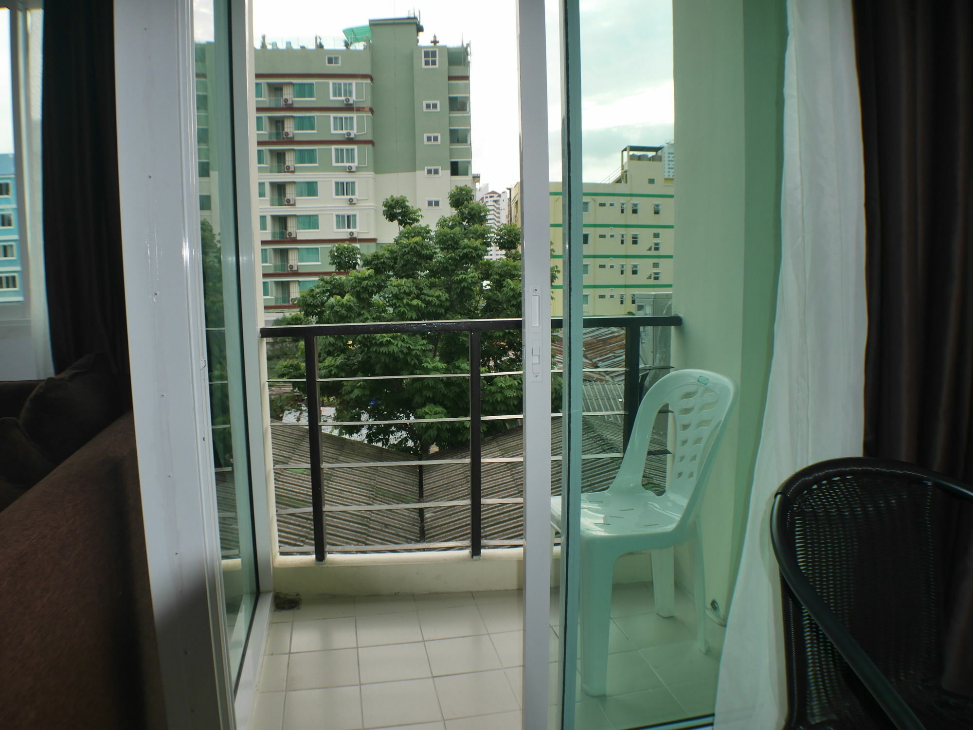 Darisa Service Patong