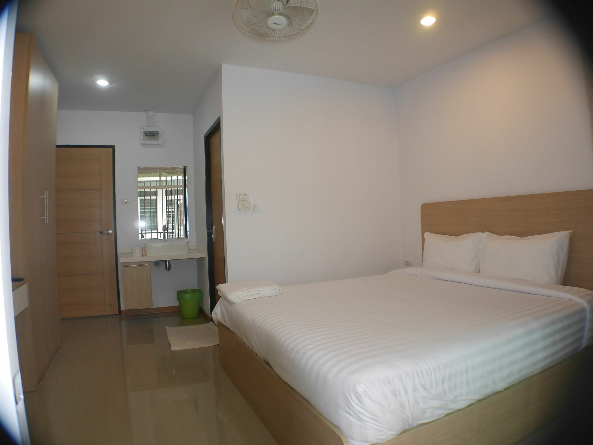 Hotel Darisa Service